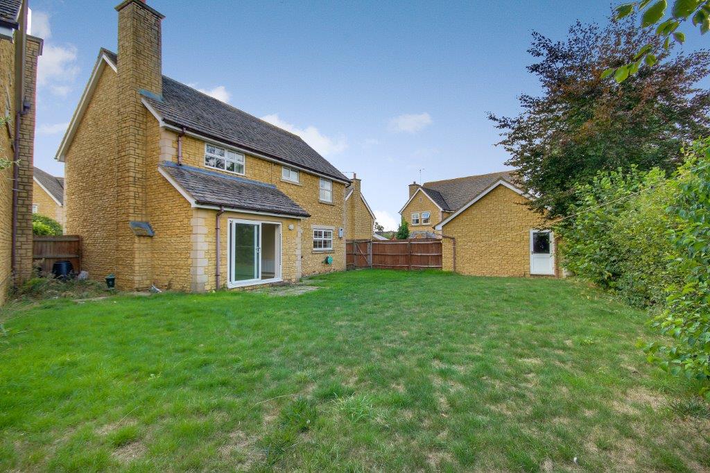 Woodnewton Northamptonshire Pridmore Close Graham John